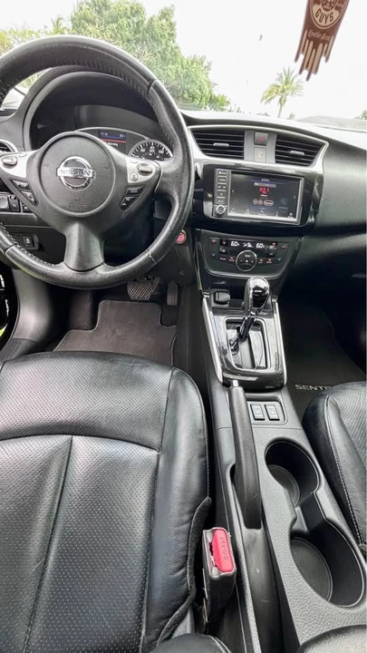2019 Nissan Sentra 7th Gen - Image 14 of 15