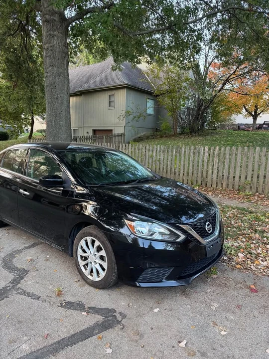 2019 Nissan Sentra 7th Gen - Image 2 of 8