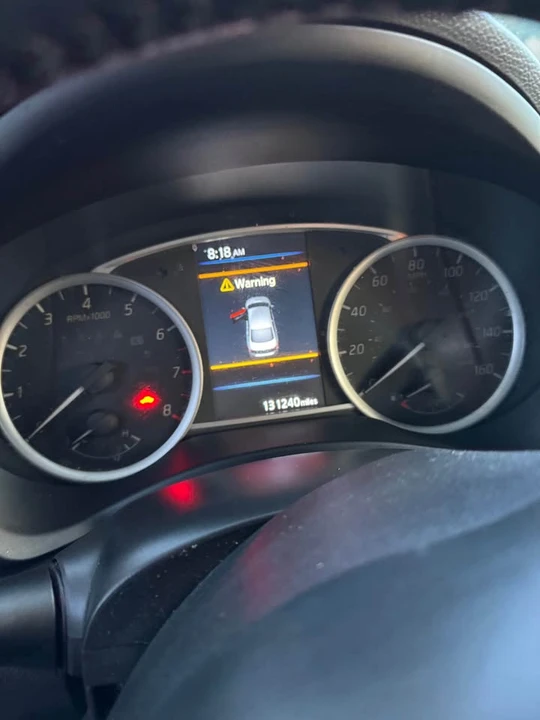 2019 Nissan Sentra 7th Gen - Image 6 of 8