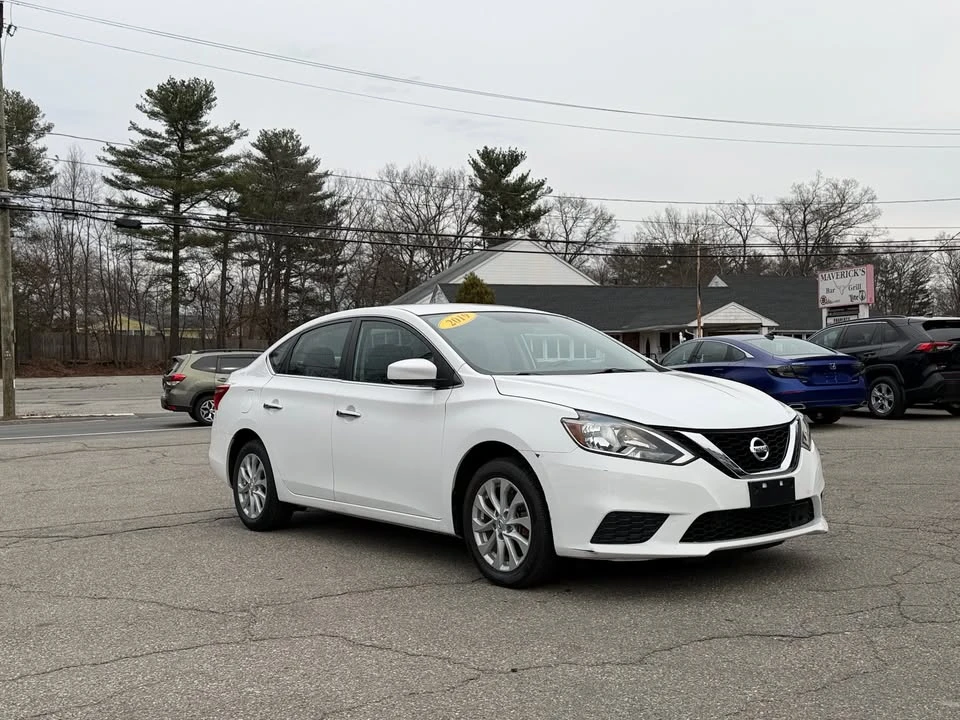 2019 Nissan Sentra 7th Gen - Image 2 of 17