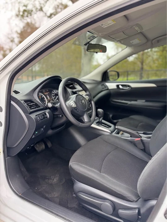 2019 Nissan Sentra 7th Gen - Image 8 of 13