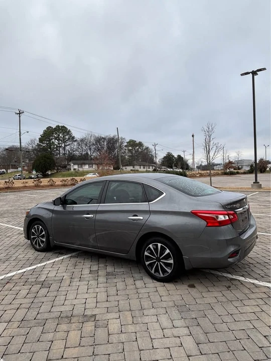 2019 Nissan Sentra 7th Gen - Image 4 of 8
