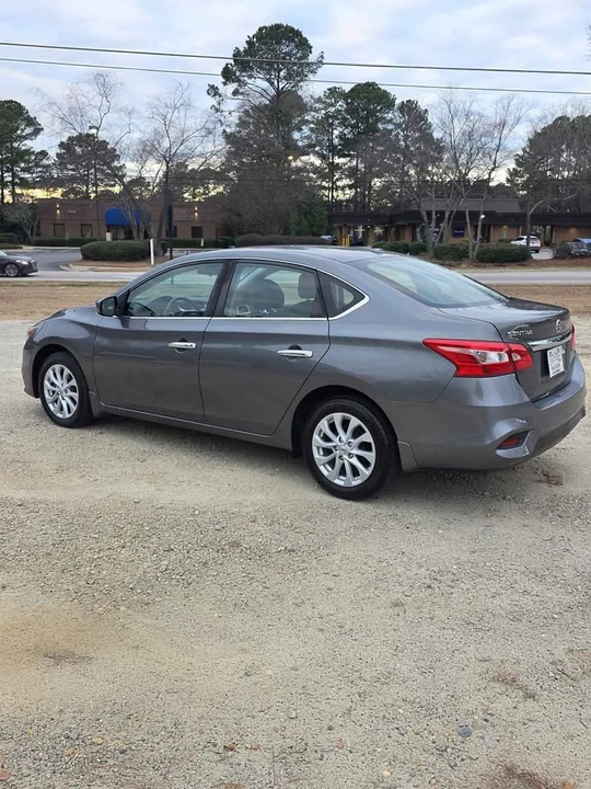 2019 Nissan Sentra 7th Gen - Image 5 of 9