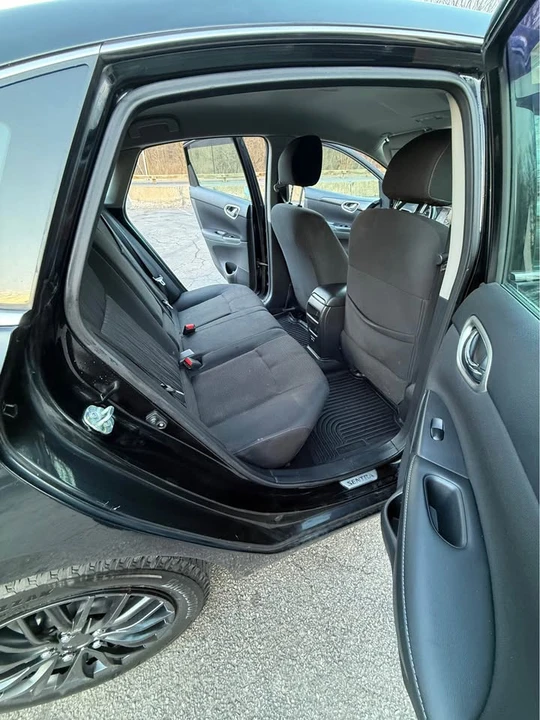 2019 Nissan Sentra 7th Gen - Image 12 of 17