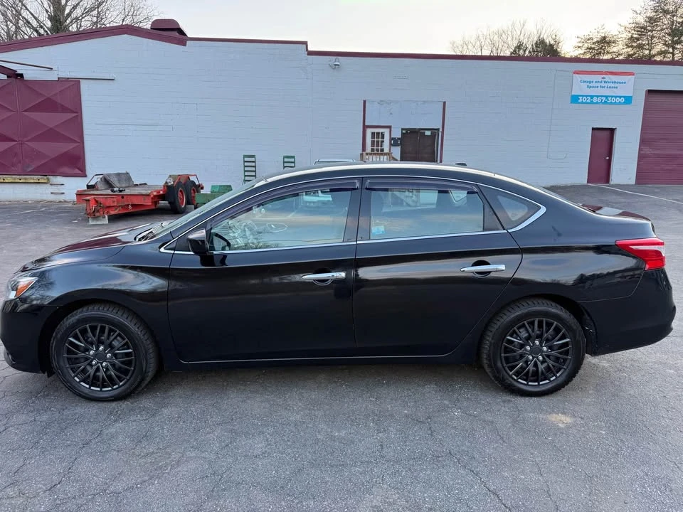 2019 Nissan Sentra 7th Gen - Image 9 of 17