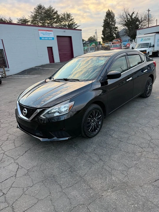 2019 Nissan Sentra 7th Gen - Image 4 of 17