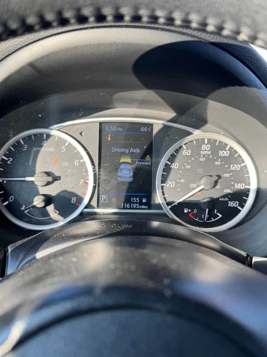 2019 Nissan Sentra 7th Gen - Image 5 of 11