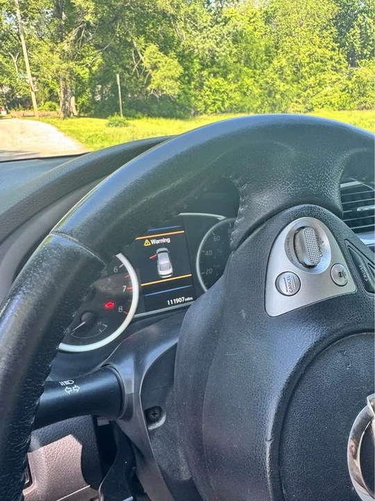 2019 Nissan Sentra 7th Gen - Image 9 of 11