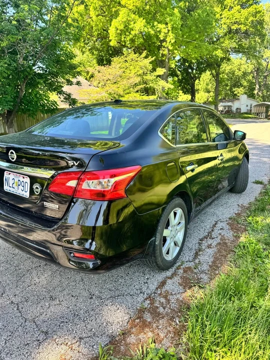 2019 Nissan Sentra 7th Gen - Image 4 of 11
