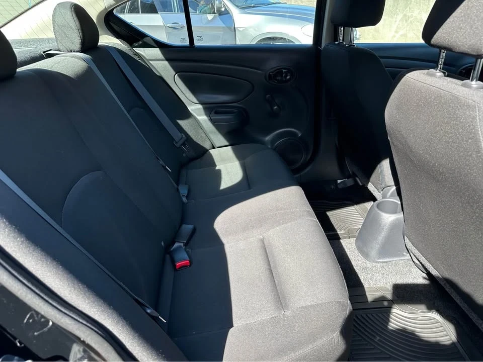 2019 Nissan Versa - Image 13 of 18