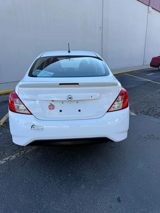 2019 Nissan Versa - Image 4 of 11
