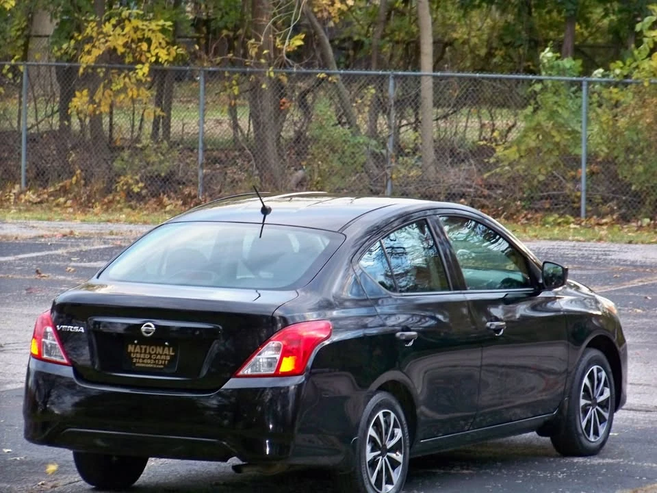 2019 Nissan Versa - Image 5 of 20