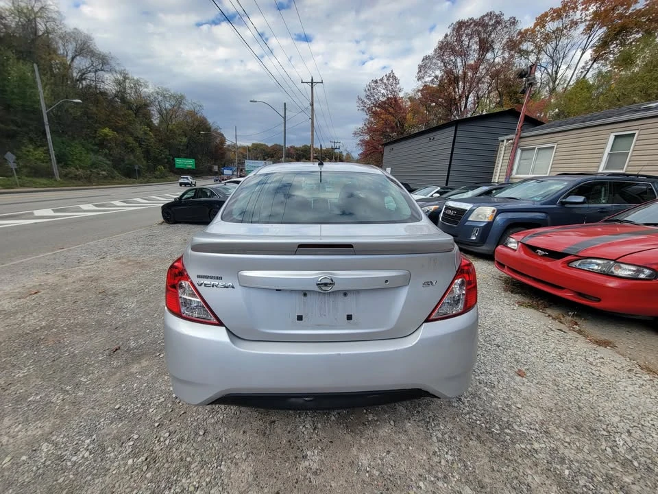 2019 Nissan Versa - Image 3 of 8