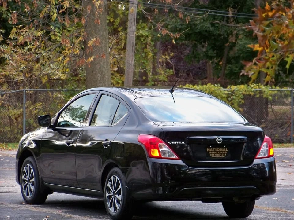 2019 Nissan Versa - Image 7 of 20