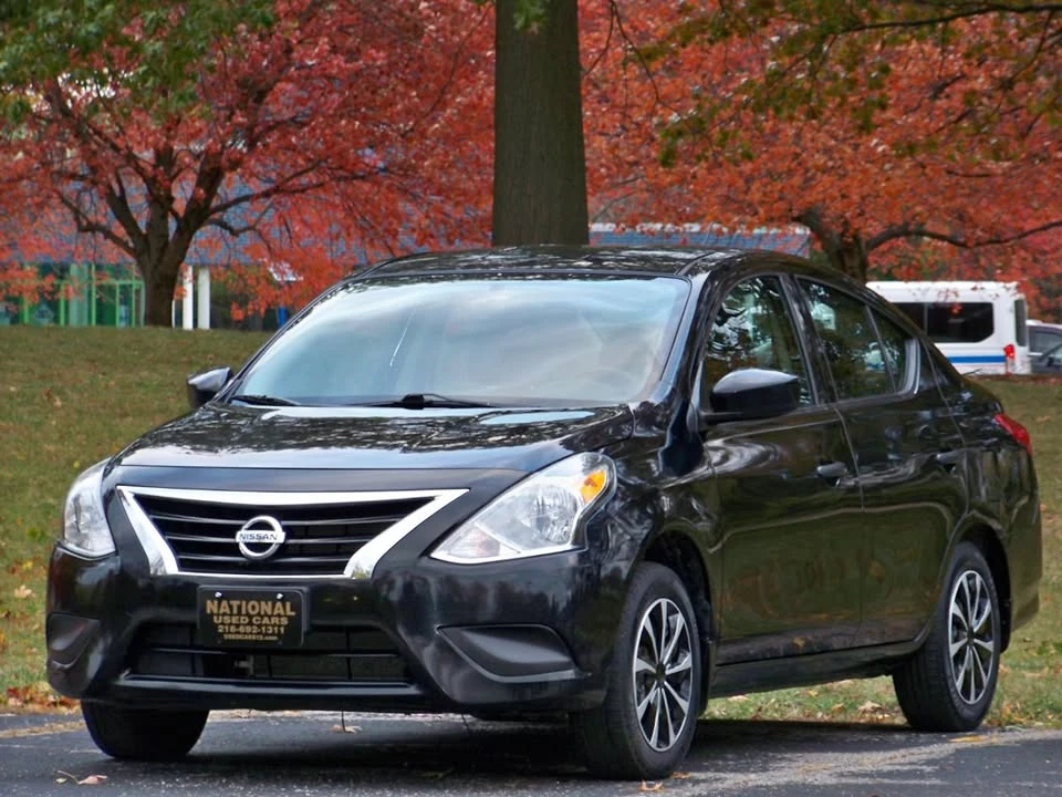 2019 Nissan Versa - Image 2 of 20