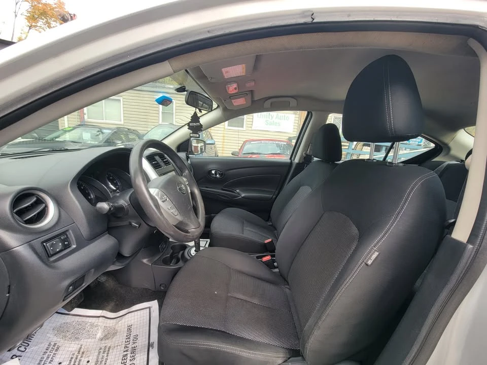 2019 Nissan Versa - Image 4 of 8