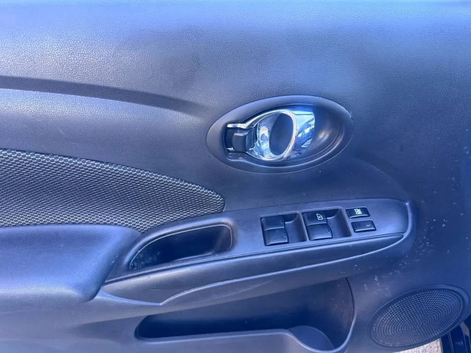 2019 Nissan Versa - Image 9 of 20