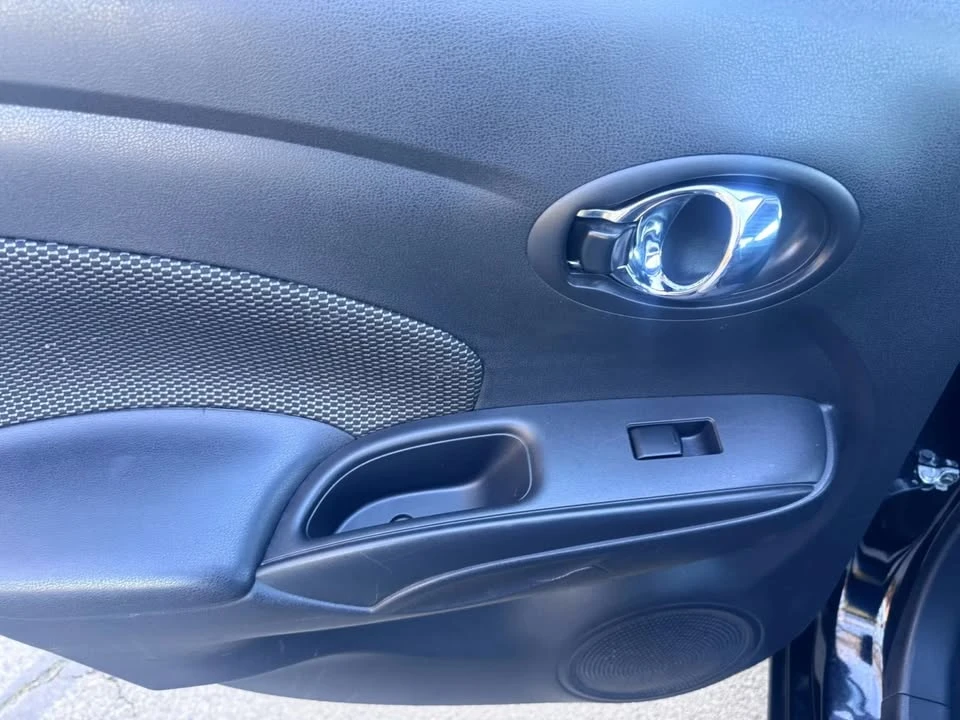2019 Nissan Versa - Image 17 of 20