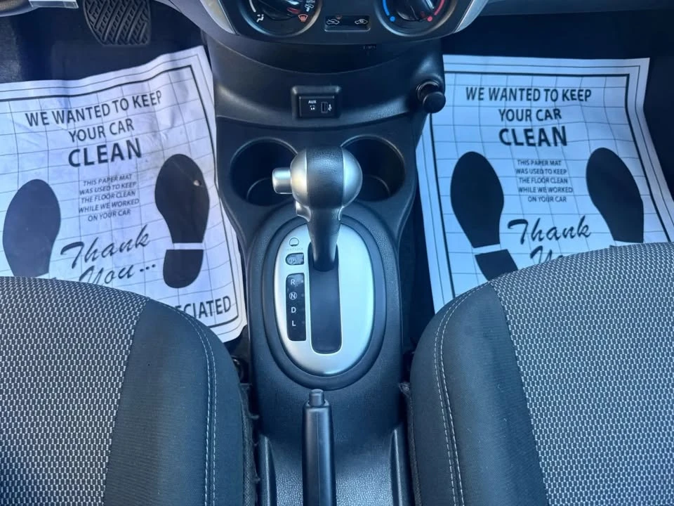 2019 Nissan Versa - Image 15 of 20
