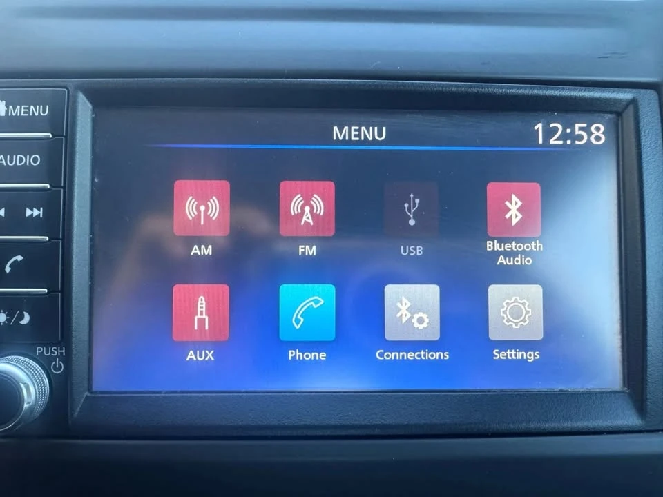 2019 Nissan Versa - Image 13 of 20