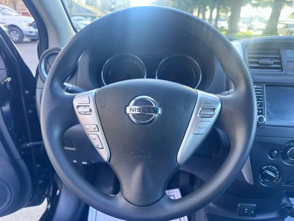 2019 Nissan Versa - Image 12 of 20