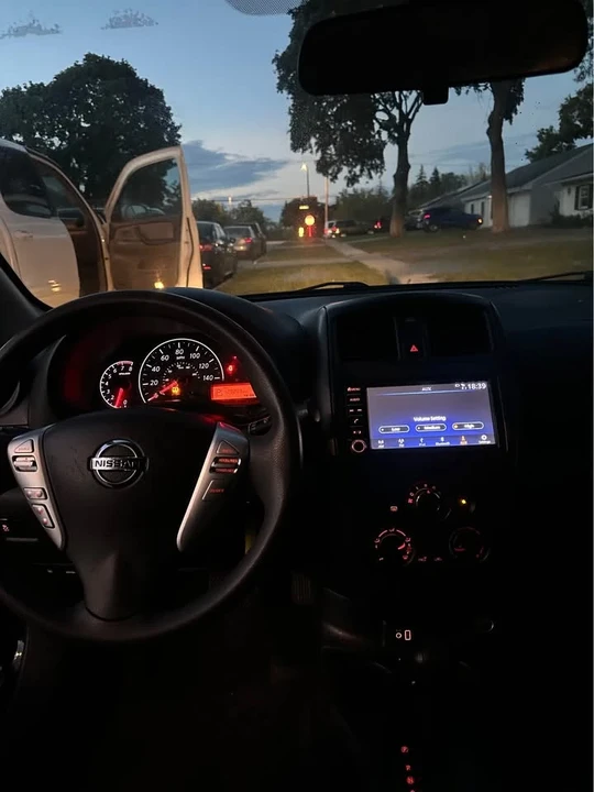 2019 Nissan Versa - Image 7 of 7