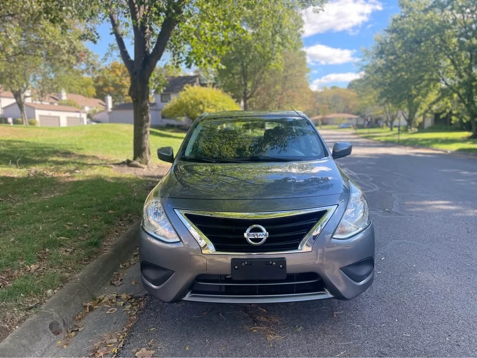 2019 Nissan Versa - Image 16 of 20
