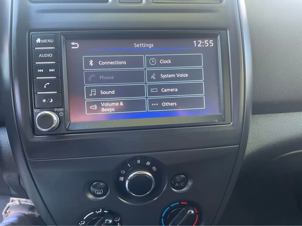 2019 Nissan Versa - Image 13 of 20