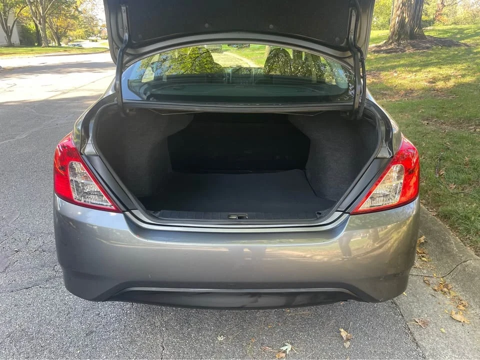 2019 Nissan Versa - Image 6 of 20