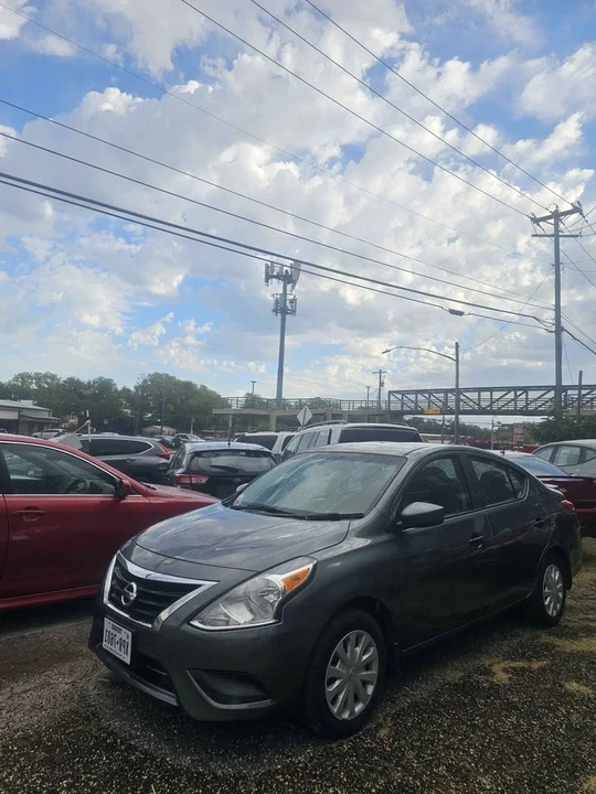 2019 Nissan Versa - Image 3 of 3