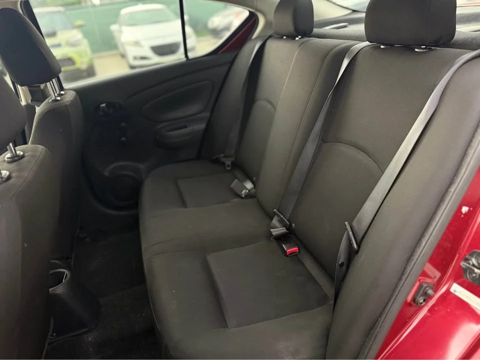 2019 Nissan Versa - Image 7 of 10