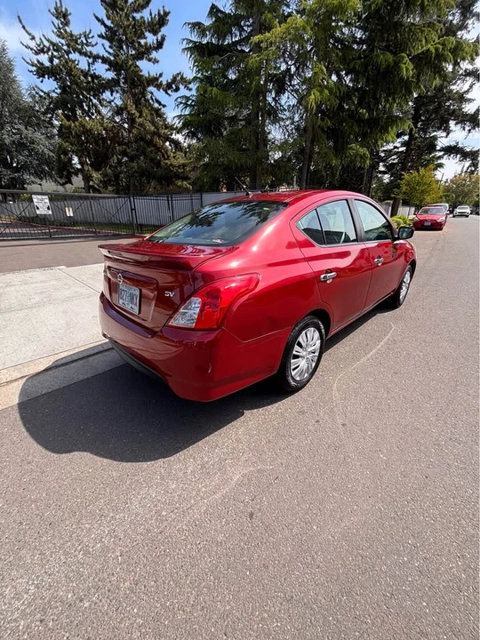 2019 Nissan Versa - Image 6 of 15