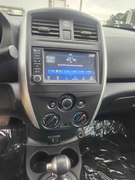 2019 Nissan Versa - Image 9 of 12