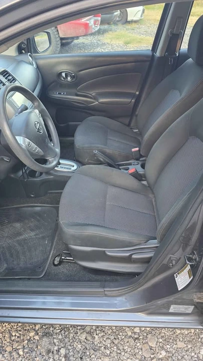 2019 Nissan Versa - Image 5 of 8