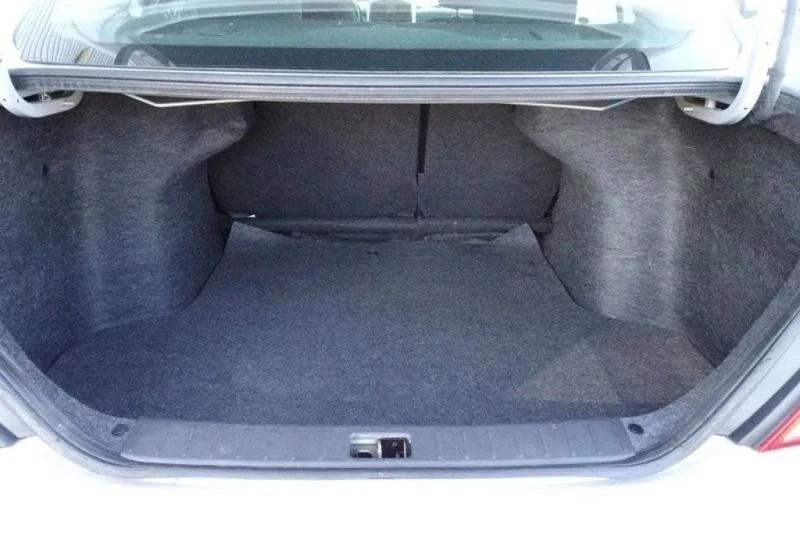 2019 Nissan Versa - Image 6 of 6