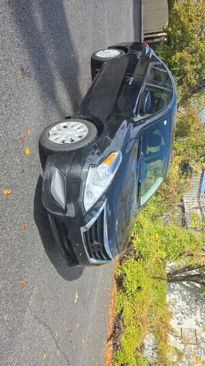 2019 Nissan Versa - Image 8 of 15
