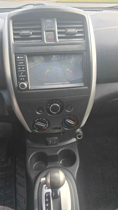 2019 Nissan Versa - Image 11 of 15