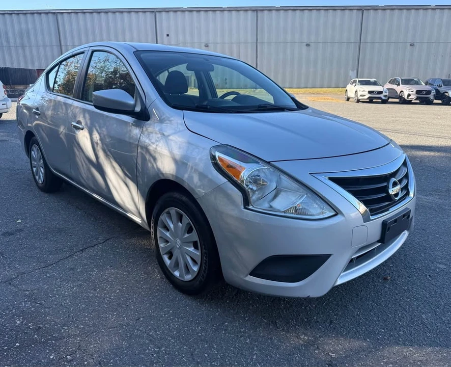 2019 Nissan Versa - Image 3 of 17