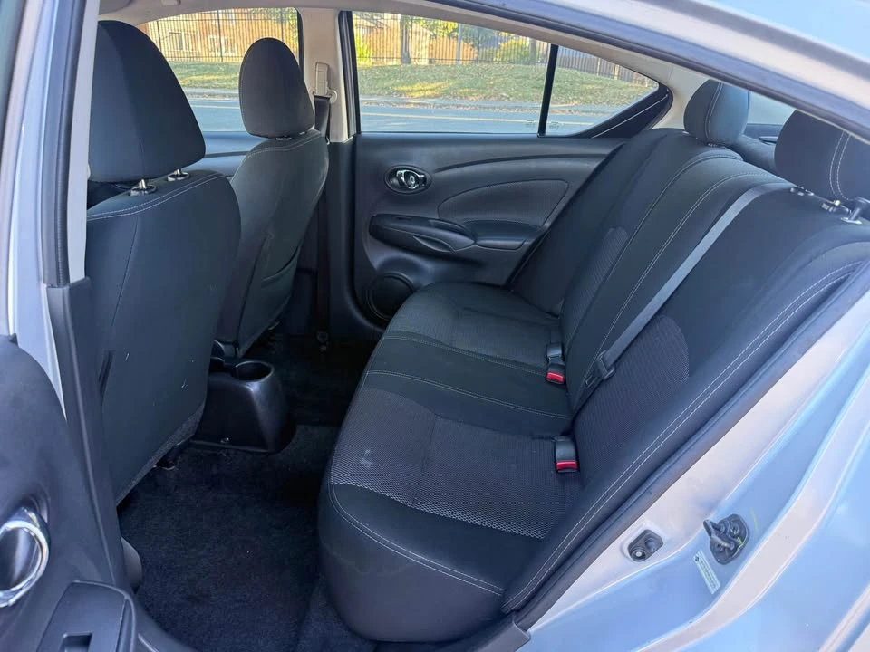 2019 Nissan Versa - Image 14 of 17