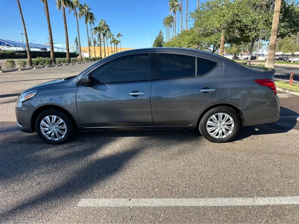 2019 Nissan Versa - Image 5 of 11