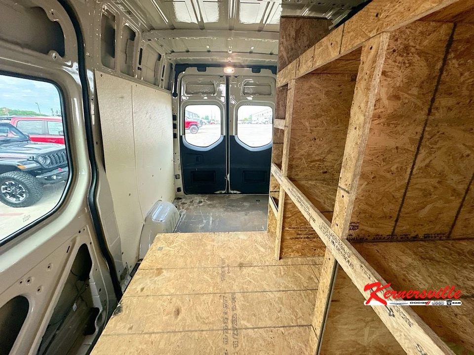 2019 Mercedes-Benz VS30 Sprinter - Image 13 of 21