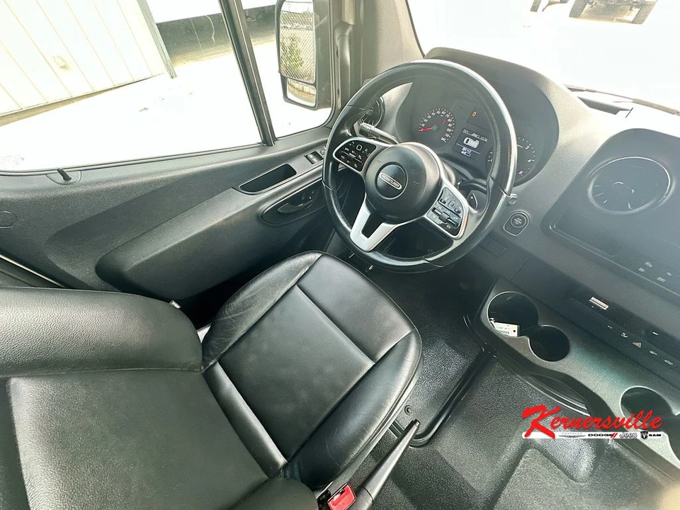 2019 Mercedes-Benz VS30 Sprinter - Image 9 of 21