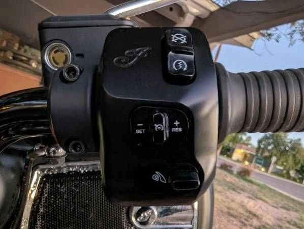 2019 Indian Chief - Image 6 of 9