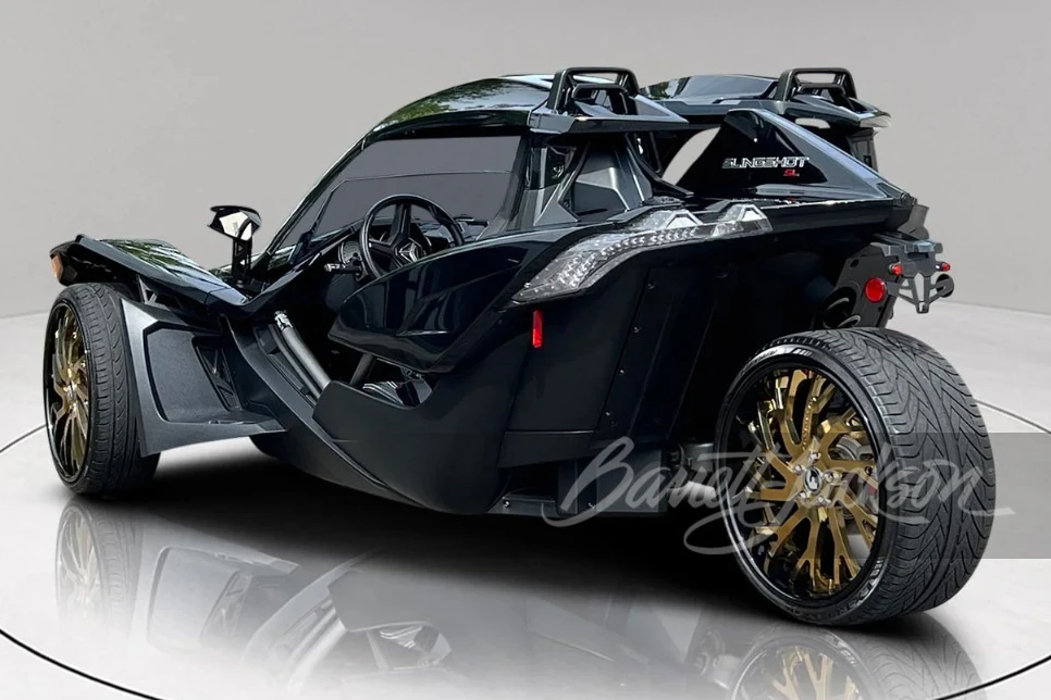 2019 Polaris Slingshot - Image 2 of 12