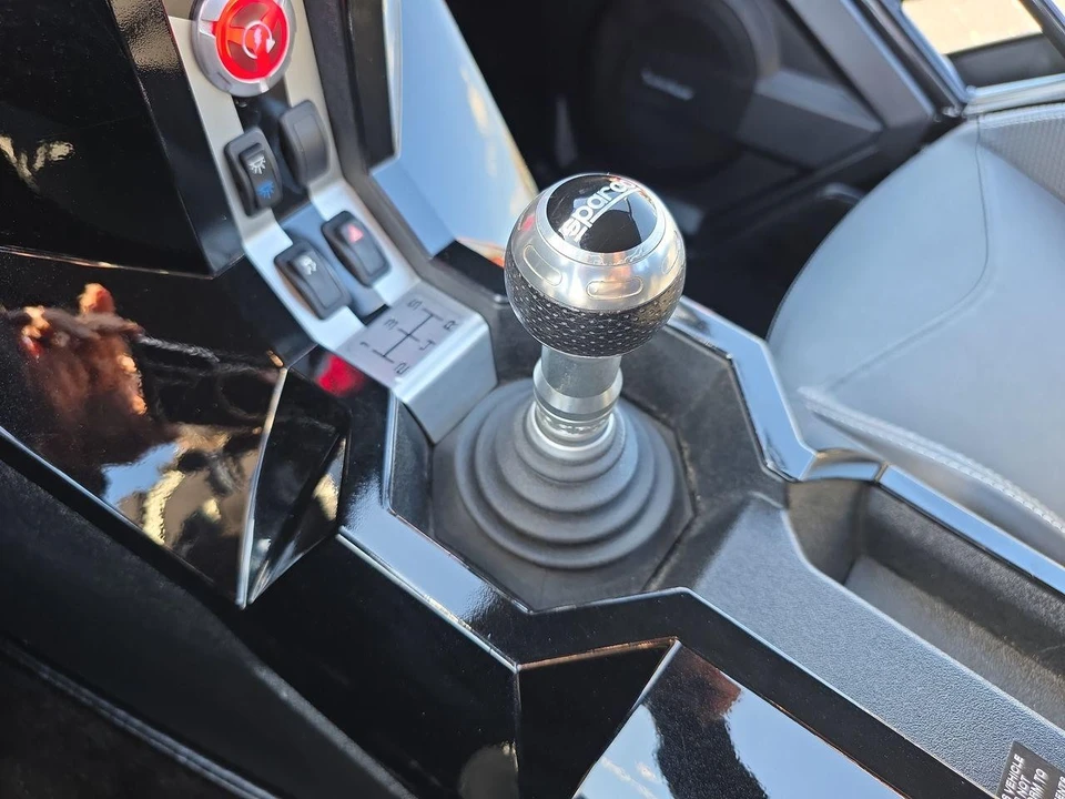 2019 Polaris Slingshot - Image 10 of 21