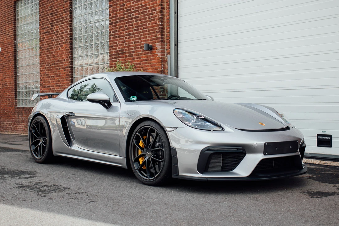 2019 Porsche 718 Cayman GT4 - Image 2 of 31