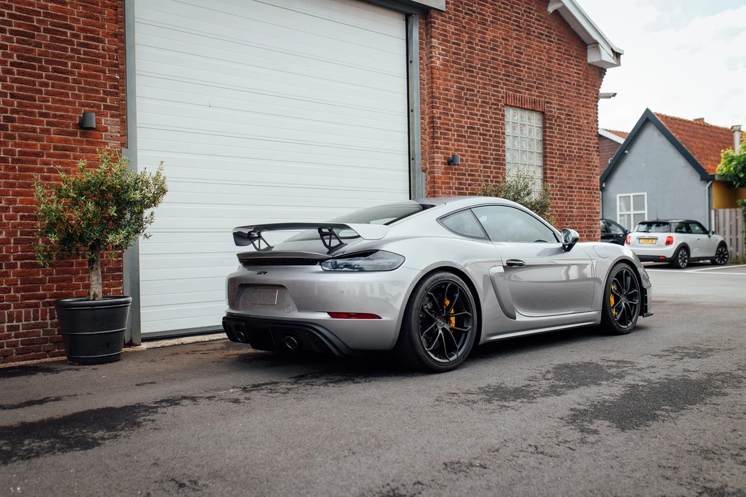 2019 Porsche 718 Cayman GT4 - Image 6 of 31