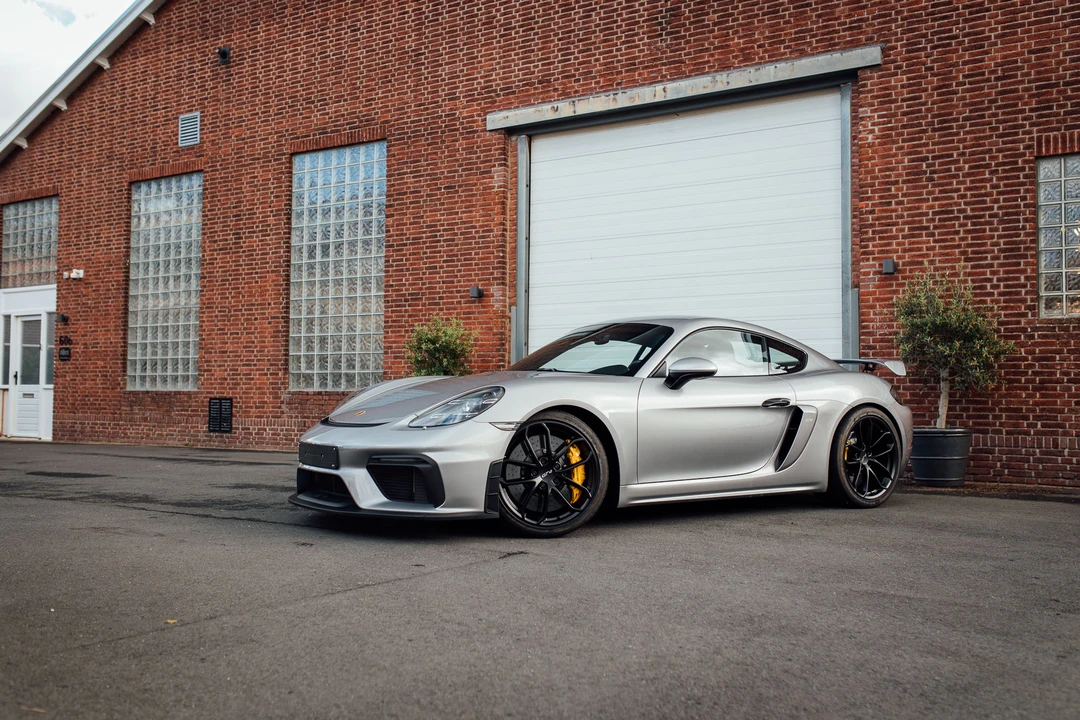 2019 Porsche 718 Cayman GT4 - Image 14 of 31