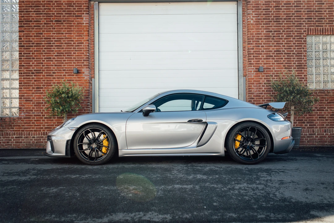 2019 Porsche 718 Cayman GT4 - Image 9 of 31