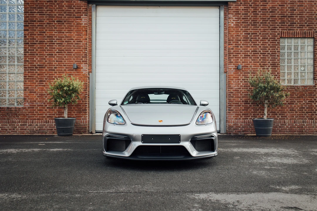 2019 Porsche 718 Cayman GT4 - Image 3 of 31